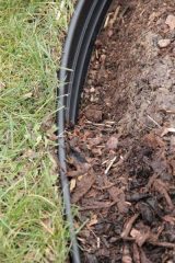 b_edge_smart-edging_system-bera_bv-installation-step-2-400x600